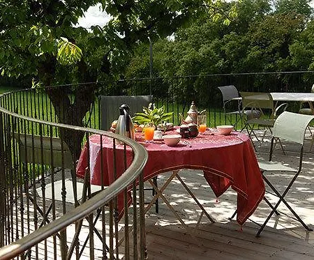 بيت ضيافة Domaine Du Tisserand